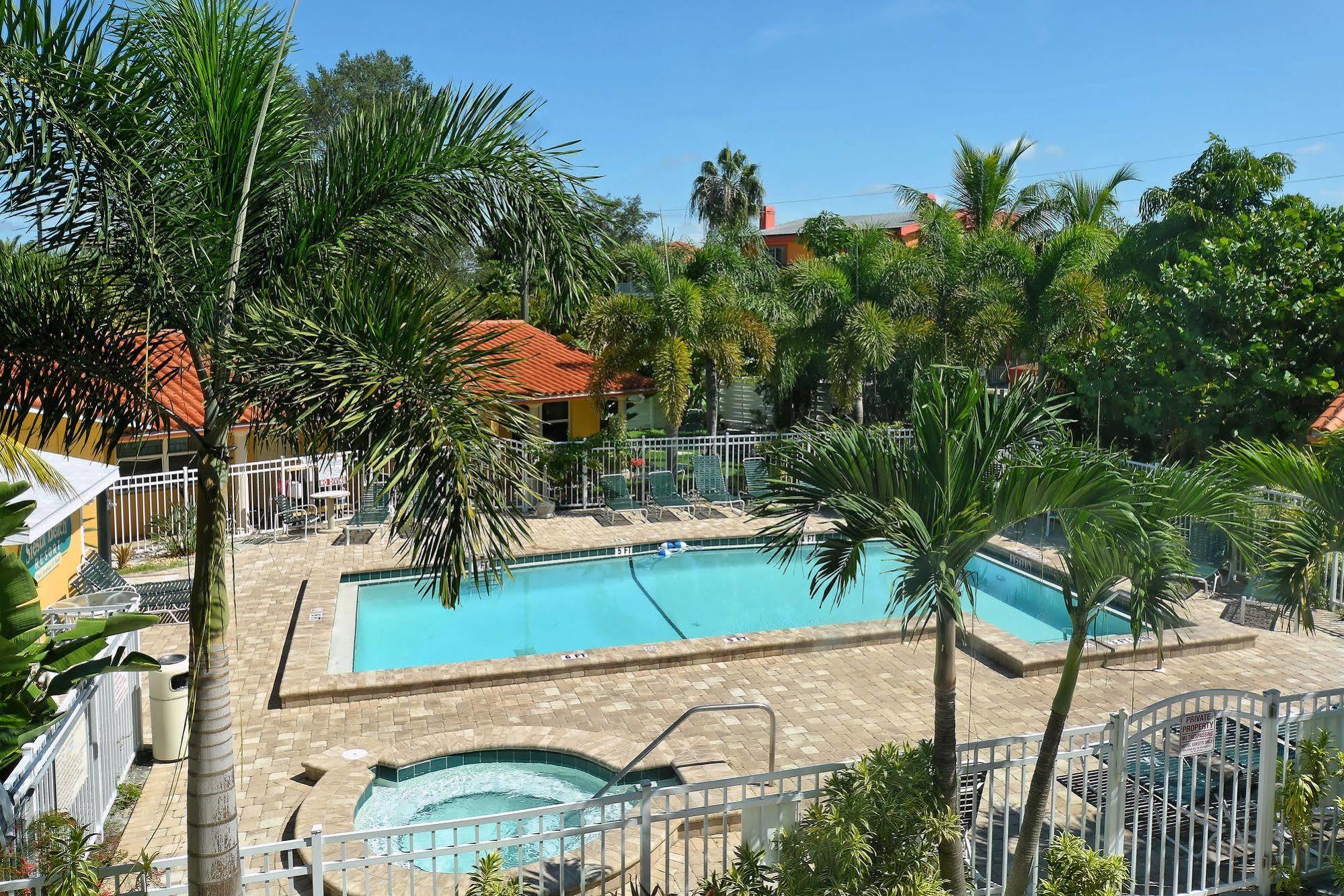 Siesta Key Beach Resort And Suites Sarasota Eksteriør billede